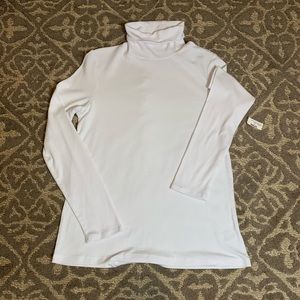 White turtle neck shirt